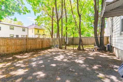 36 Kenmore Avenue Newark NJ 07106