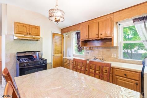 36 Kenmore Avenue Newark NJ 07106