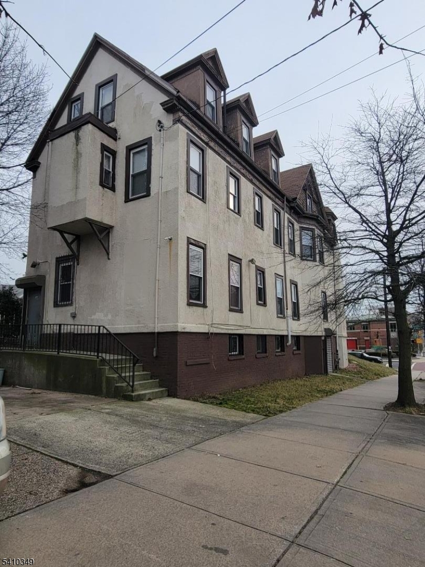 9 Madison Avenue Newark NJ 07108