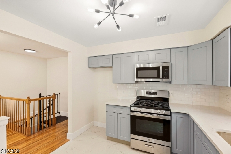 236 Avon Avenue Newark NJ 07108