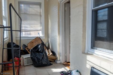 411 S 15th Street Newark NJ 07103