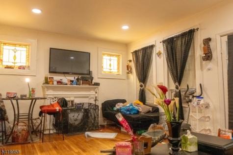 411 S 15th Street Newark NJ 07103