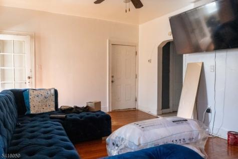 411 S 15th Street Newark NJ 07103