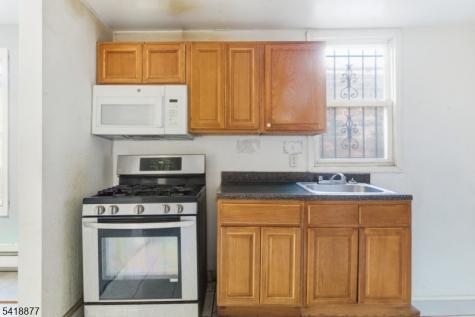402 S 15th Street Newark NJ 07103