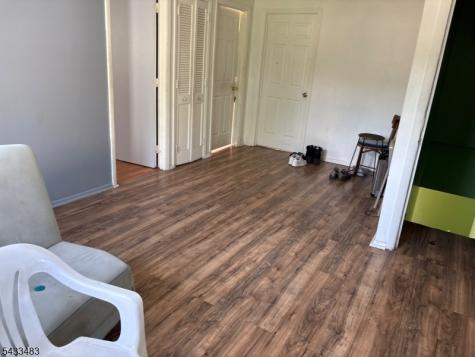 106 Smith Street Newark NJ 07106
