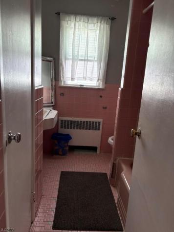 106 Smith Street Newark NJ 07106