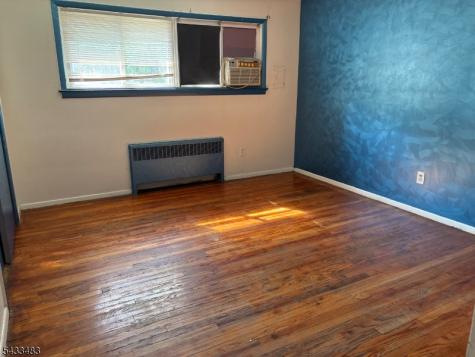 106 Smith Street Newark NJ 07106