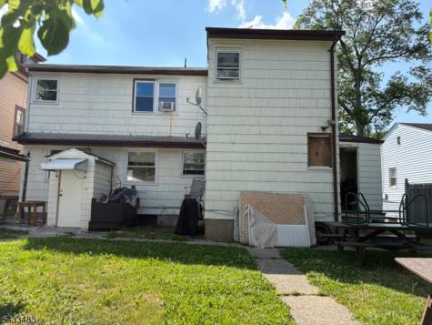 106 Smith Street Newark NJ 07106