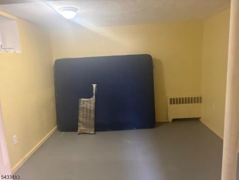106 Smith Street Newark NJ 07106