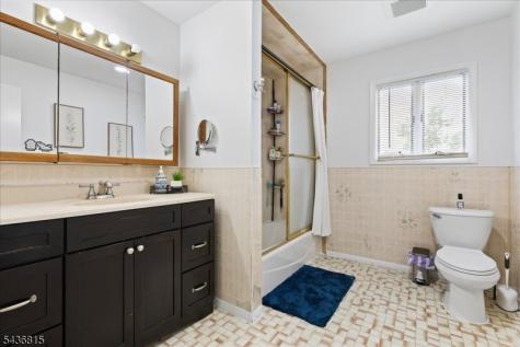 70 Robert Street Wharton NJ 07885