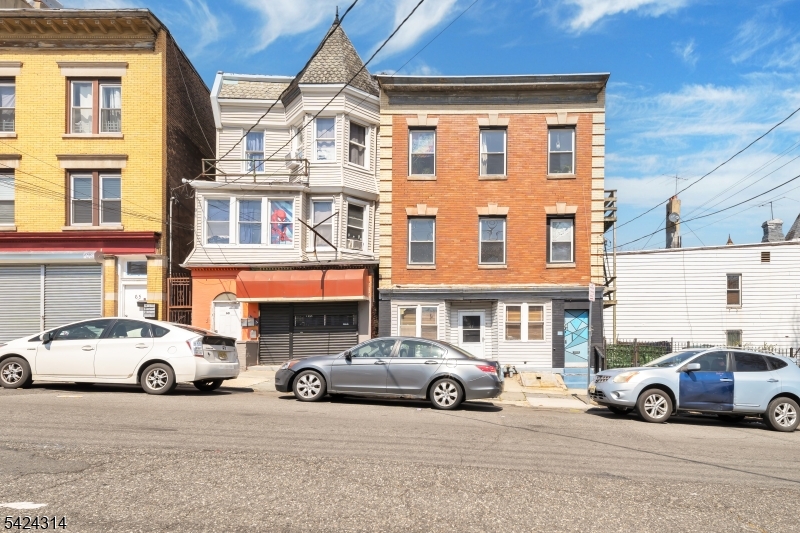61 Victoria Avenue Newark NJ 07104