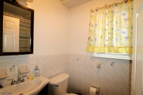 91 Chadwick Avenue Newark NJ 07108