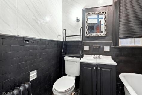 164 Vermont Avenue Newark NJ 07106