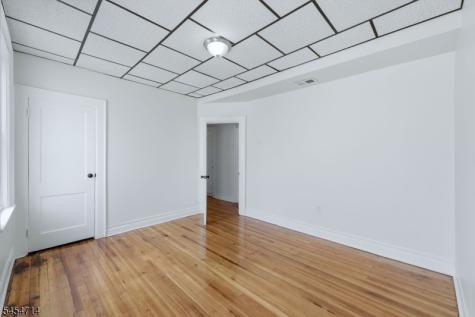 250 Elmwood Avenue East Orange NJ 07018