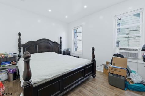 250 Elmwood Avenue East Orange NJ 07018