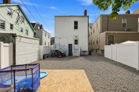 250 Elmwood Avenue East Orange NJ 07018