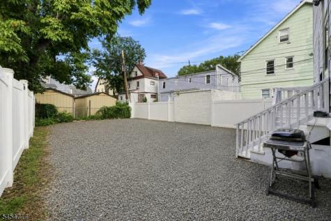 250 Elmwood Avenue East Orange NJ 07018