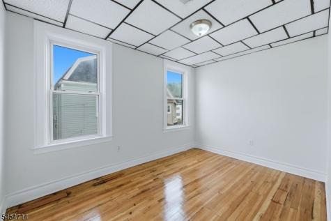 250 Elmwood Avenue East Orange NJ 07018