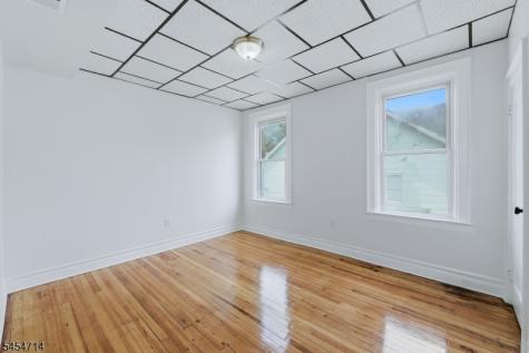 250 Elmwood Avenue East Orange NJ 07018