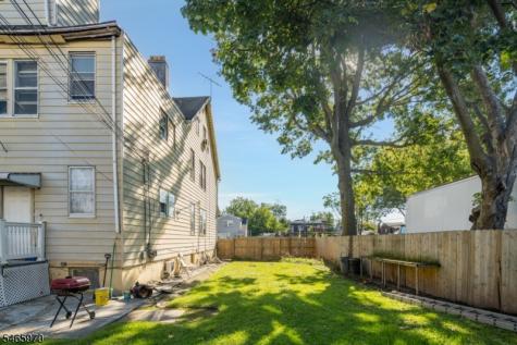 93 Telford Street East Orange NJ 07018