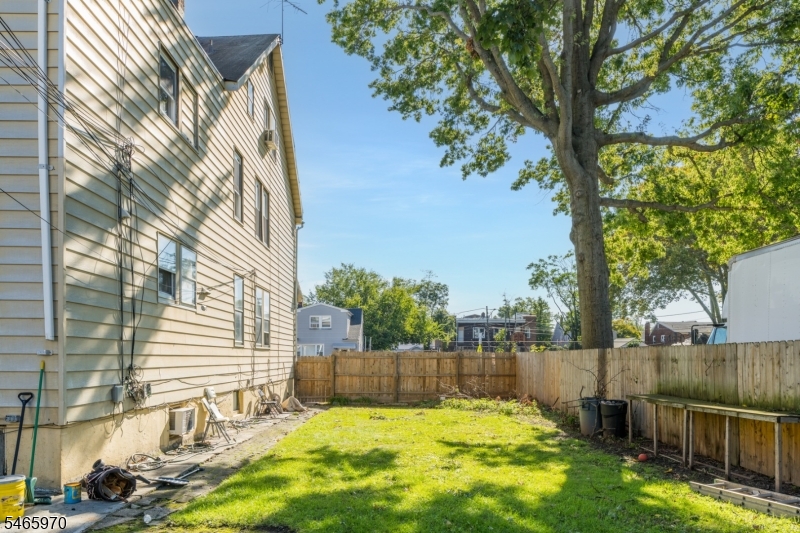 93 Telford Street East Orange NJ 07018