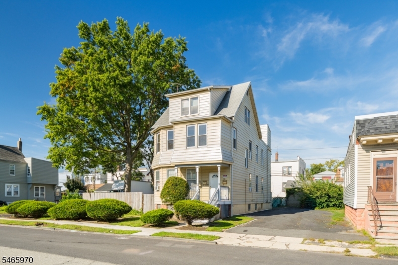 93 Telford Street East Orange NJ 07018