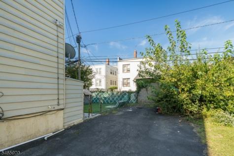 93 Telford Street East Orange NJ 07018
