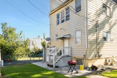 93 Telford Street East Orange NJ 07018