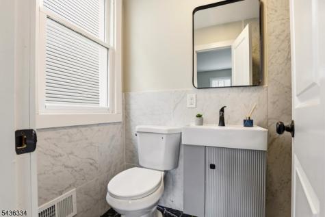 235 Lehigh Avenue Newark NJ 07112