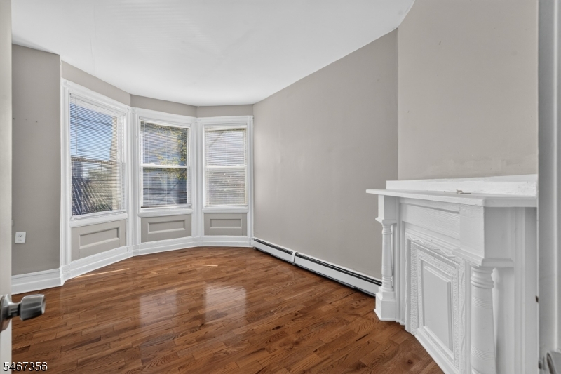 72 Summer Avenue Newark NJ 07104