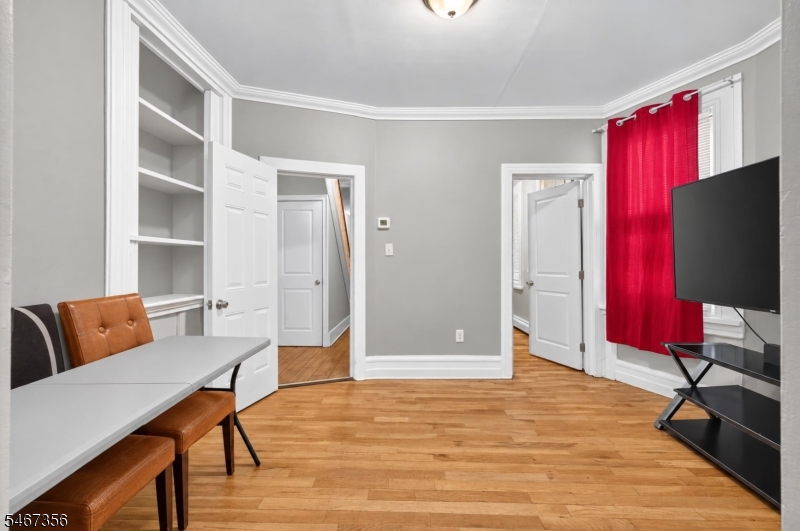 72 Summer Avenue Newark NJ 07104