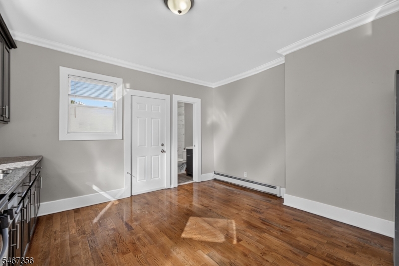 72 Summer Avenue Newark NJ 07104