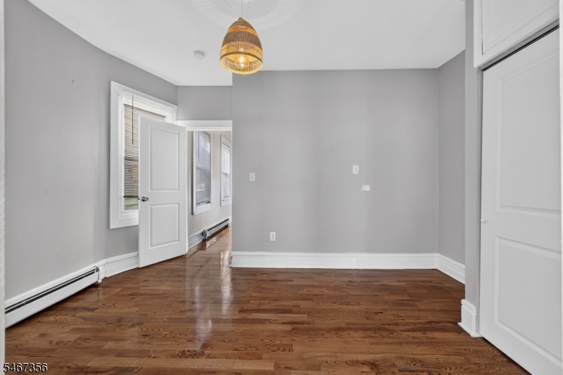72 Summer Avenue Newark NJ 07104