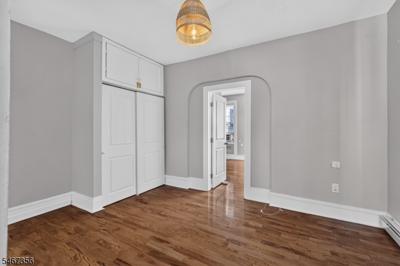 72 Summer Avenue Newark NJ 07104
