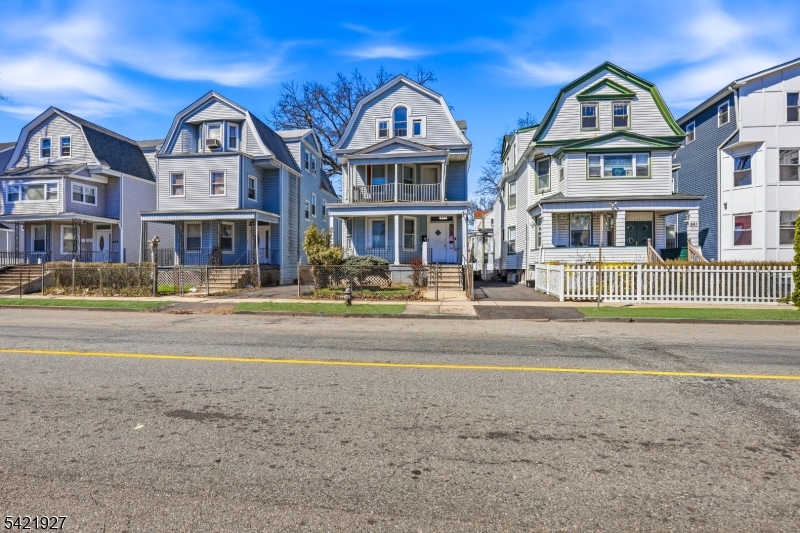 243 S Clinton Street East Orange NJ 07018