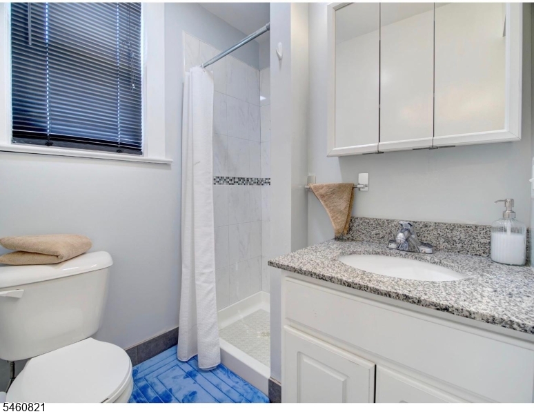 108 Gotthardt Street Newark NJ 07105
