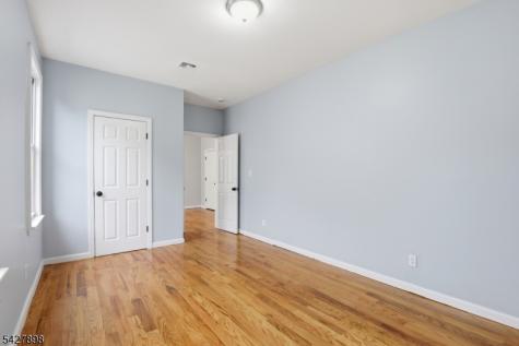 37 Tichenor Terrace Irvington NJ 07111