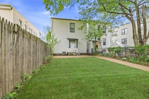 37 Tichenor Terrace Irvington NJ 07111