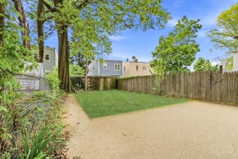 37 Tichenor Terrace Irvington NJ 07111
