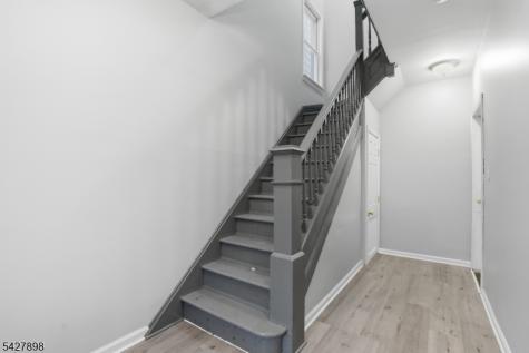 37 Tichenor Terrace Irvington NJ 07111
