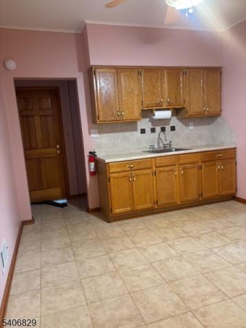 21 Main Street Linden NJ 07036