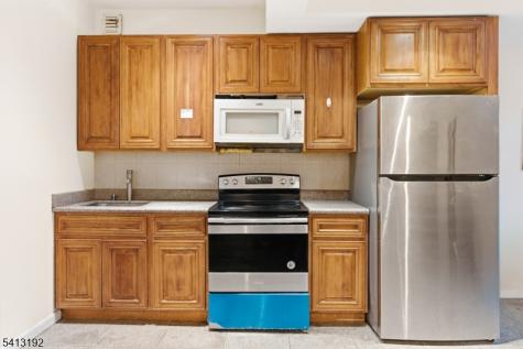 96 N 5th Street Newark NJ 07107