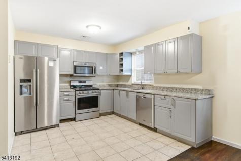96 N 5th Street Newark NJ 07107