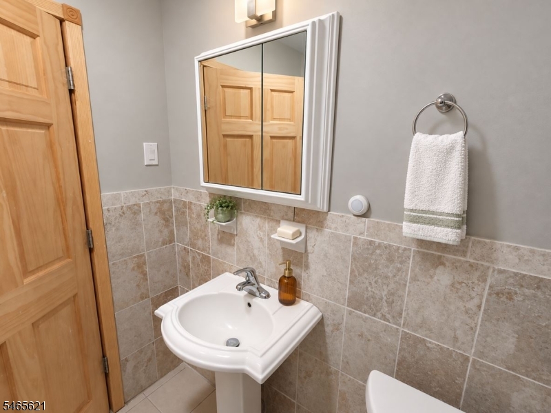 74 Marcy Avenue East Orange NJ 07017