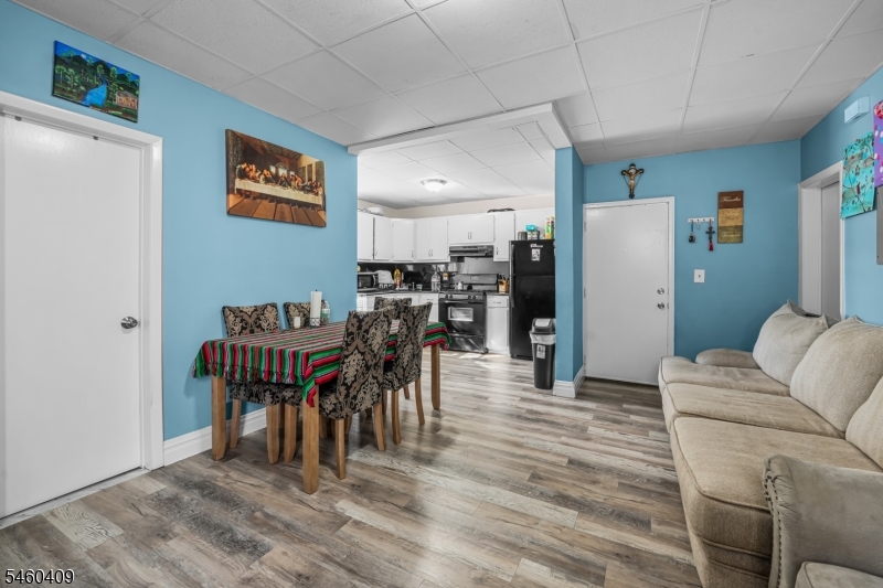 130 Garfield Avenue Lodi NJ 07644