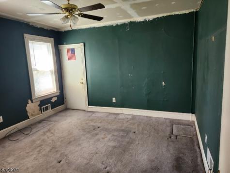 5 Locust Street Wanaque NJ 07420
