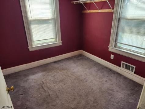 5 Locust Street Wanaque NJ 07420