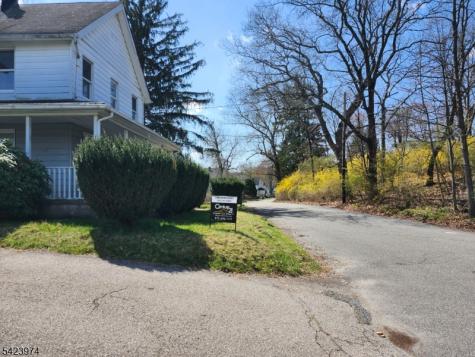 5 Locust Street Wanaque NJ 07420