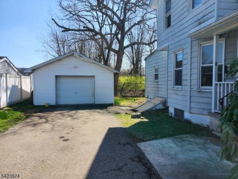 5 Locust Street Wanaque NJ 07420