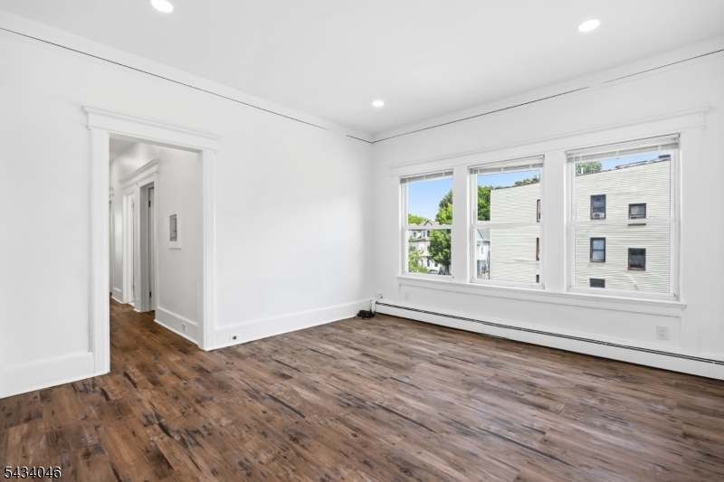 94 Eaton Place East Orange NJ 07017